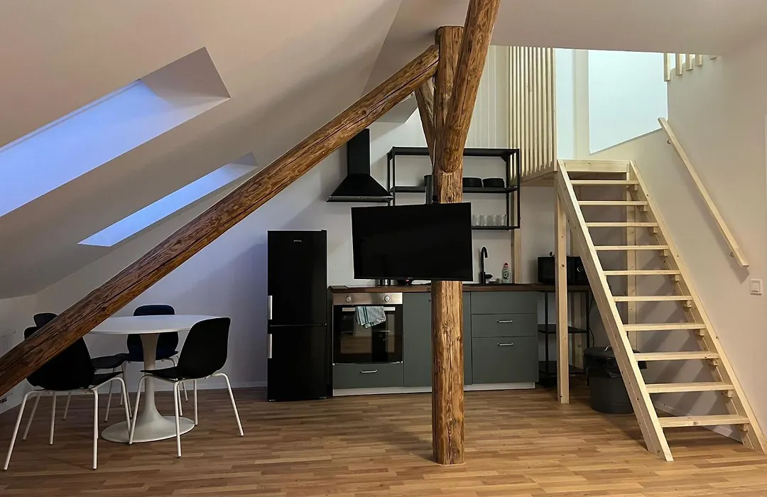 Zizkov Tower Suites-1