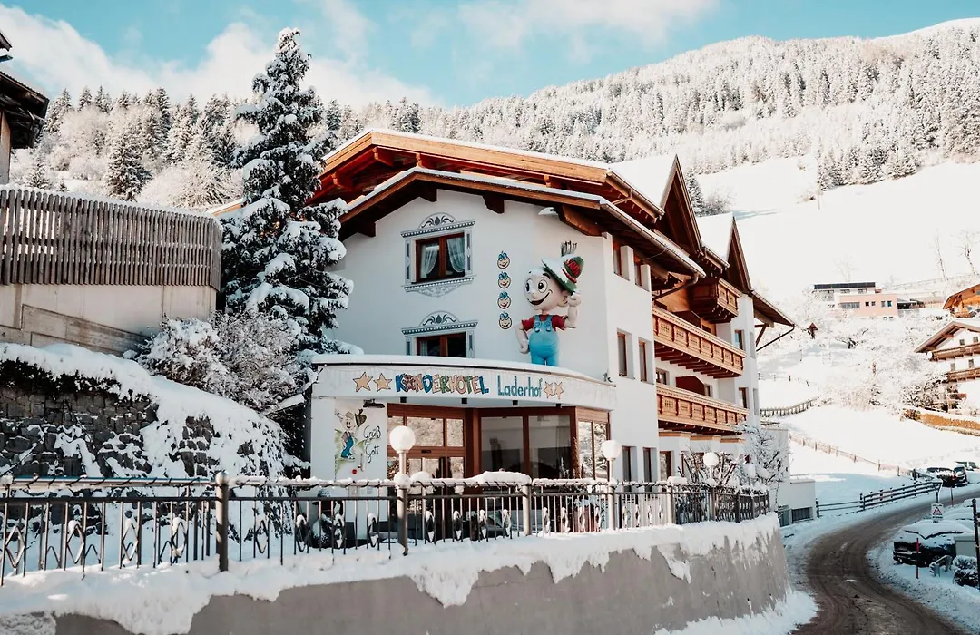 Kinderhotel Laderhof-1