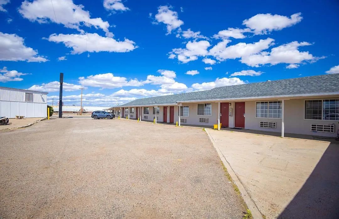 Holiday Motel Lordsburg I-10-1