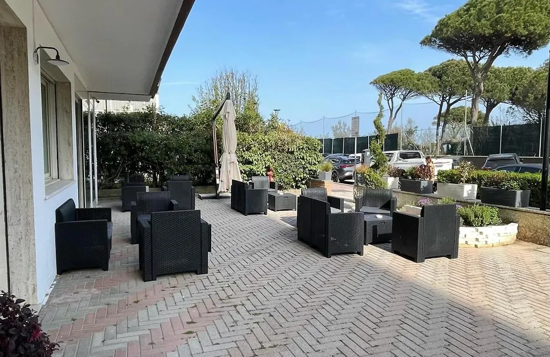 Hotel Helios Beach-1