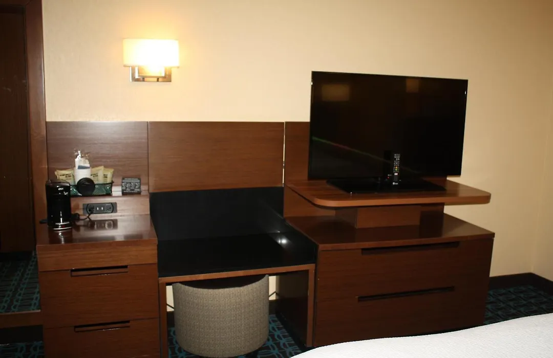 Fairfield Inn & Suites By Marriott Detroit Lakes-1