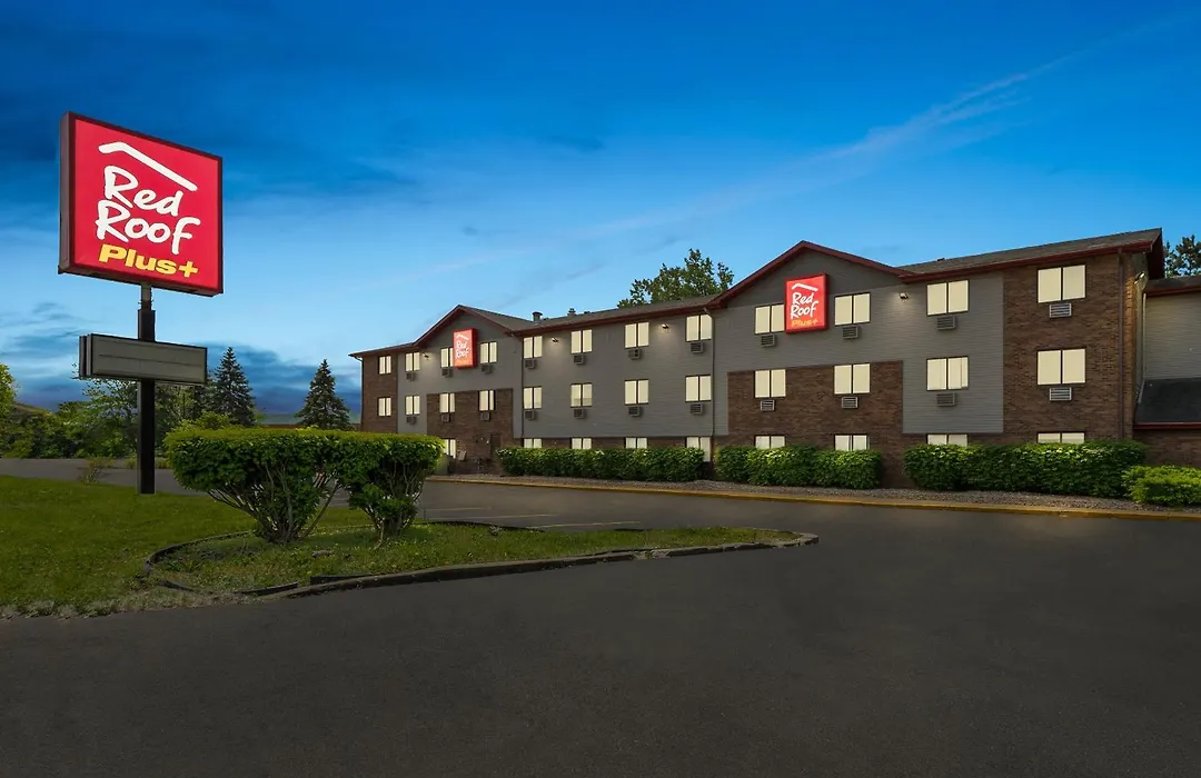 Red Roof Inn Plus Belleville-1