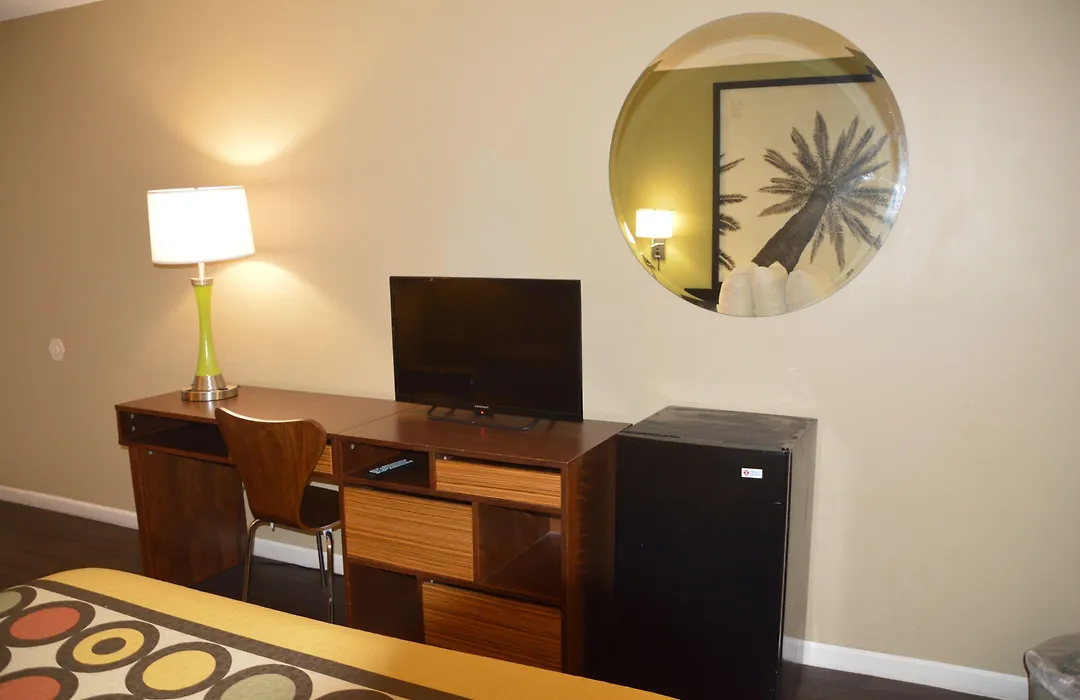 Super 8 By Wyndham Monticello-1