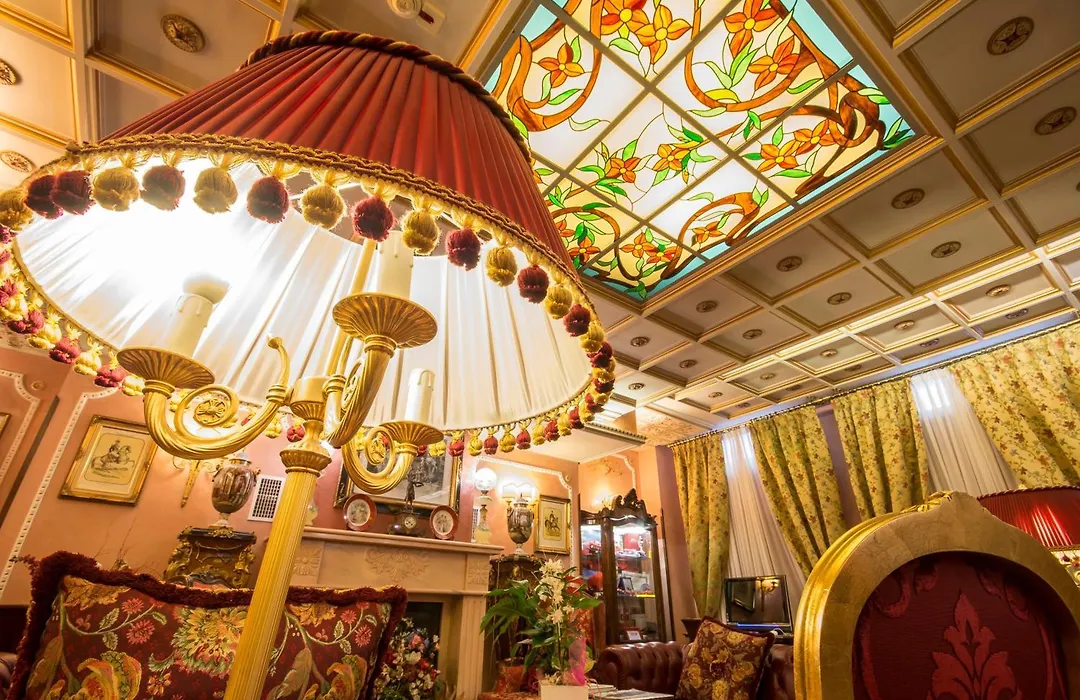 Hotel Vittoria-1