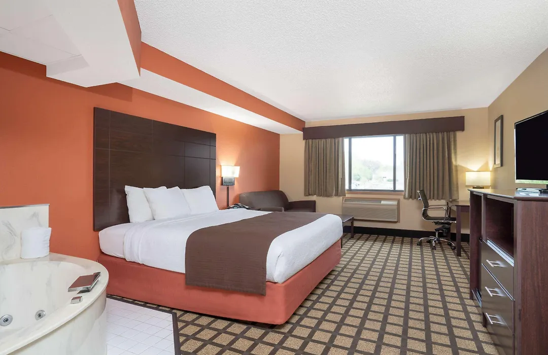 Baymont By Wyndham Lakeville-1