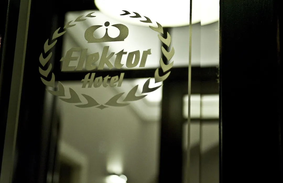 Hotel Elektor Premium-1