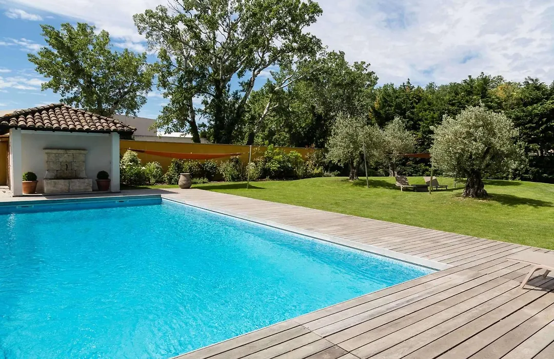 Best Western Plus Le Lavarin Avignon-1