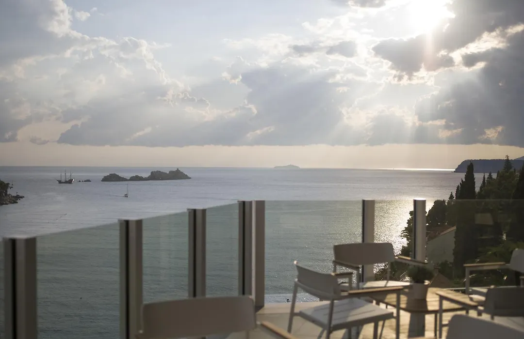 Hotel Kompas-1