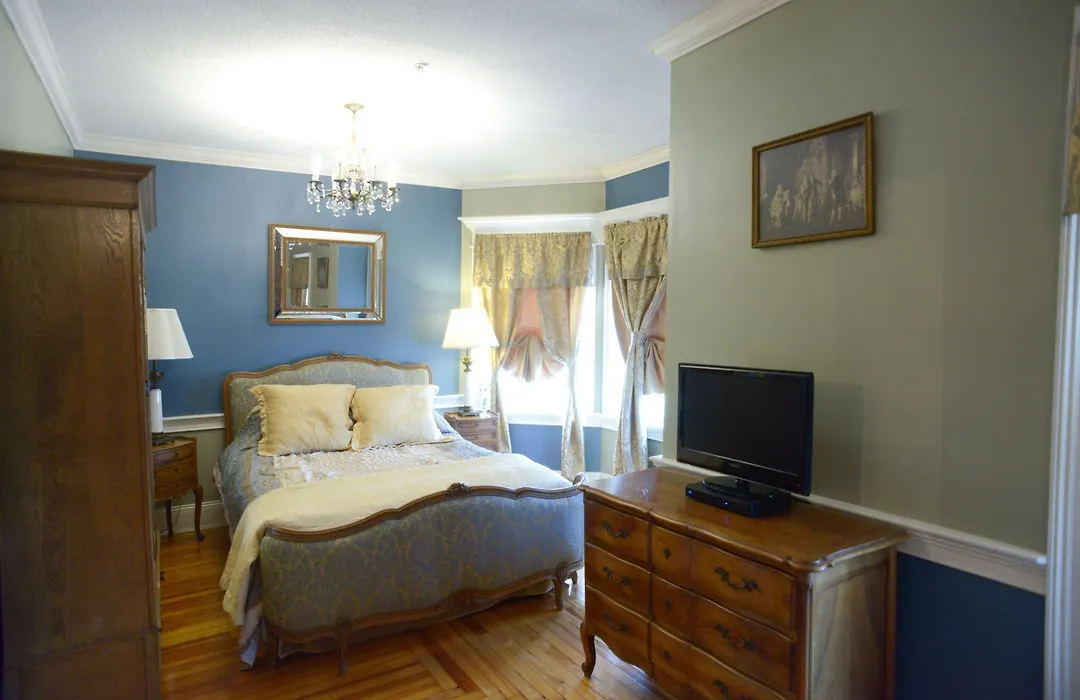 Naomi'S Inn Bed & Breakfast-1