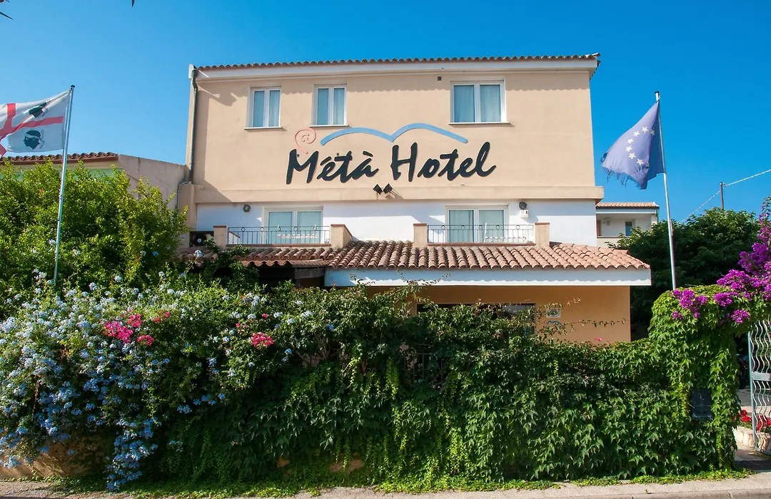 Meta Hotel-1