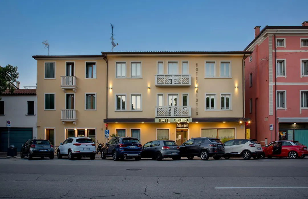 Hotel Giotto-1