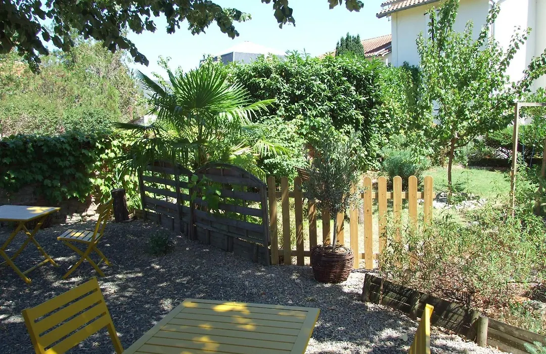 Logis Hotel L'Occitan 2 étoiles-1