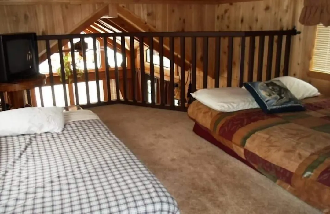 Cedar Pines Resort-1