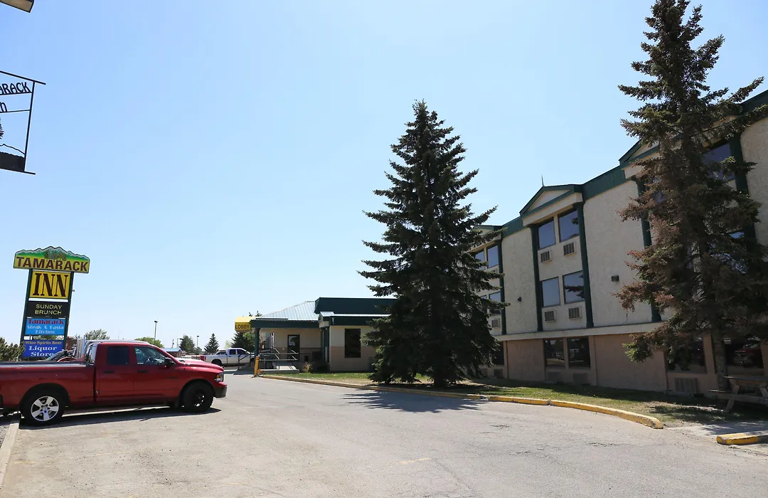 Tamarack Motor Inn-1