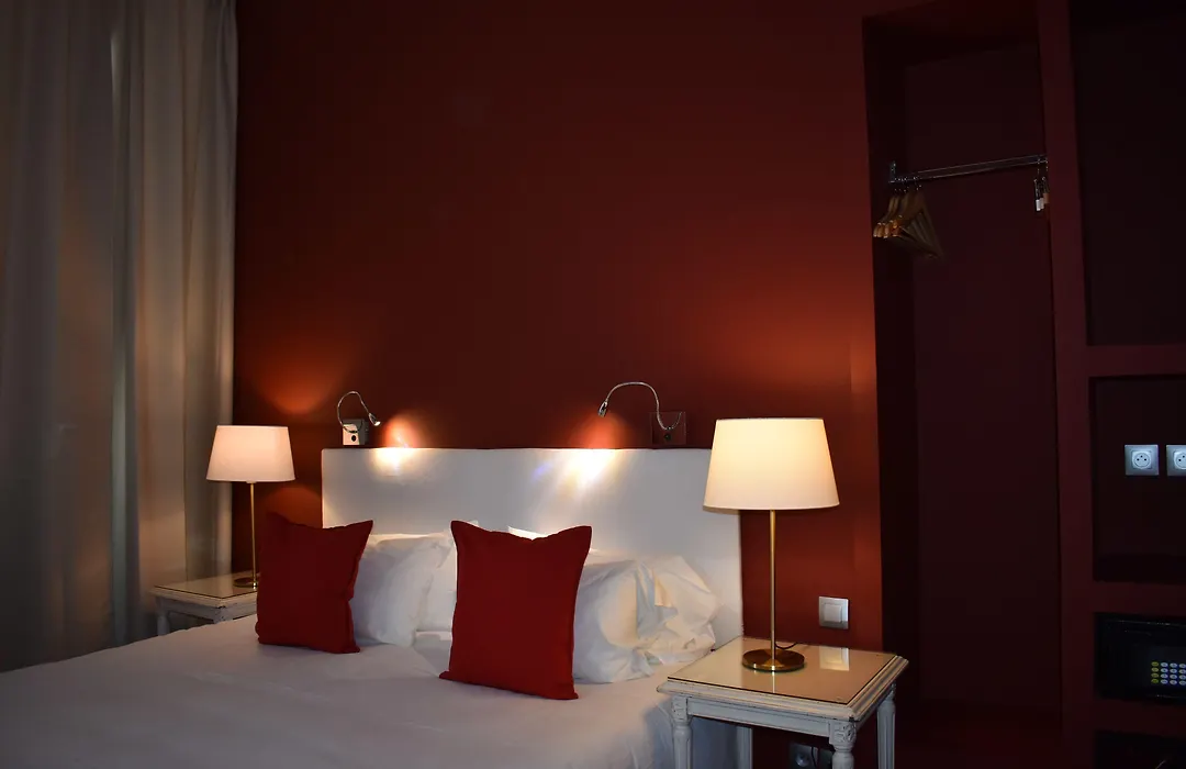 Hôtel Churchill Bordeaux Centre-1