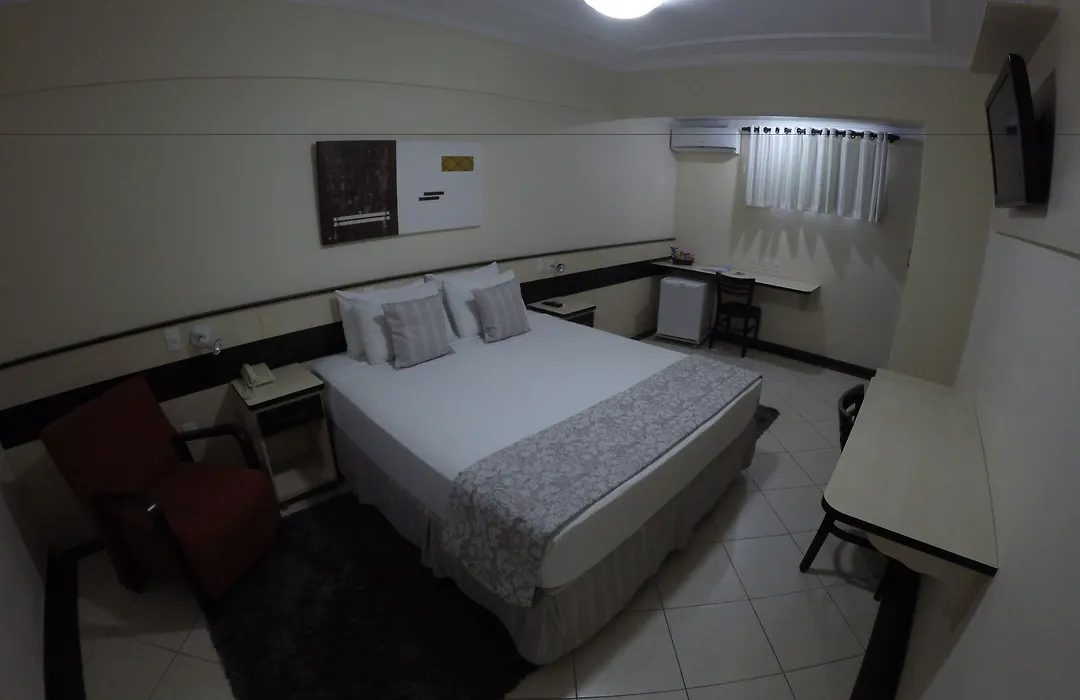 Hotel Cristal Rio Claro-1