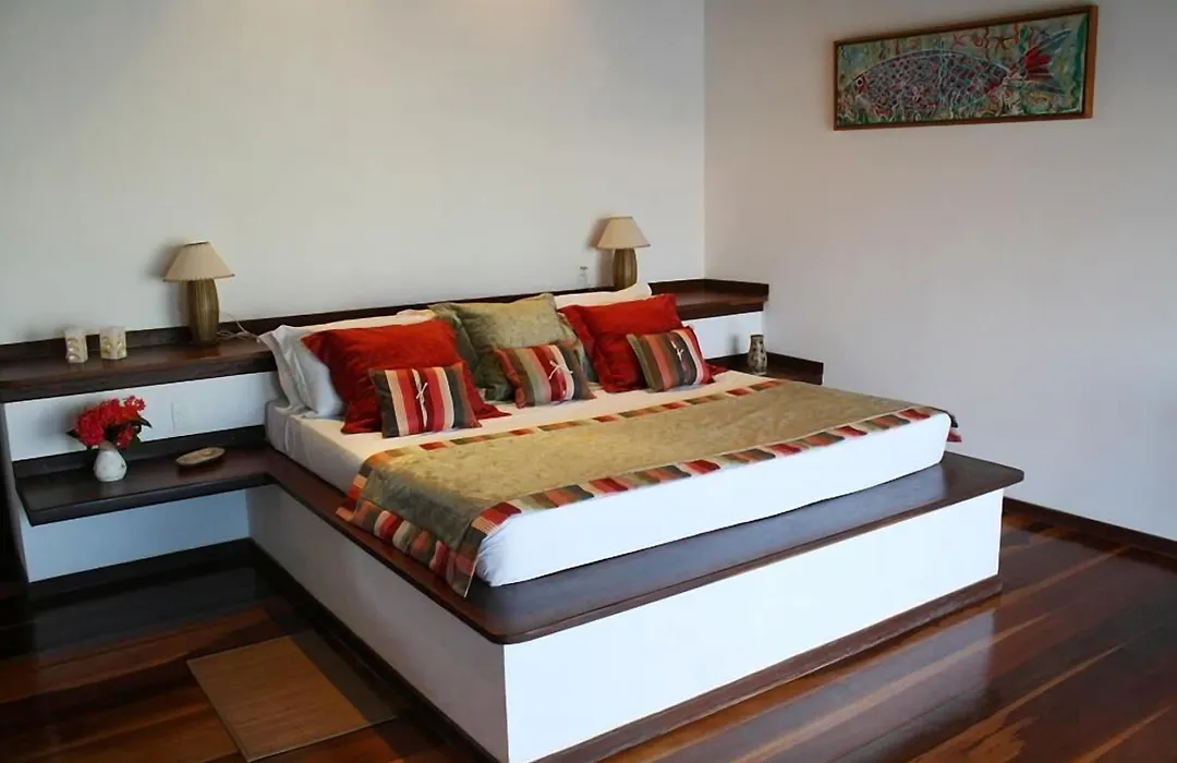Domus Villas-1