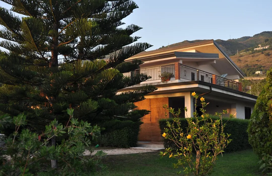 Villa Lidia-1