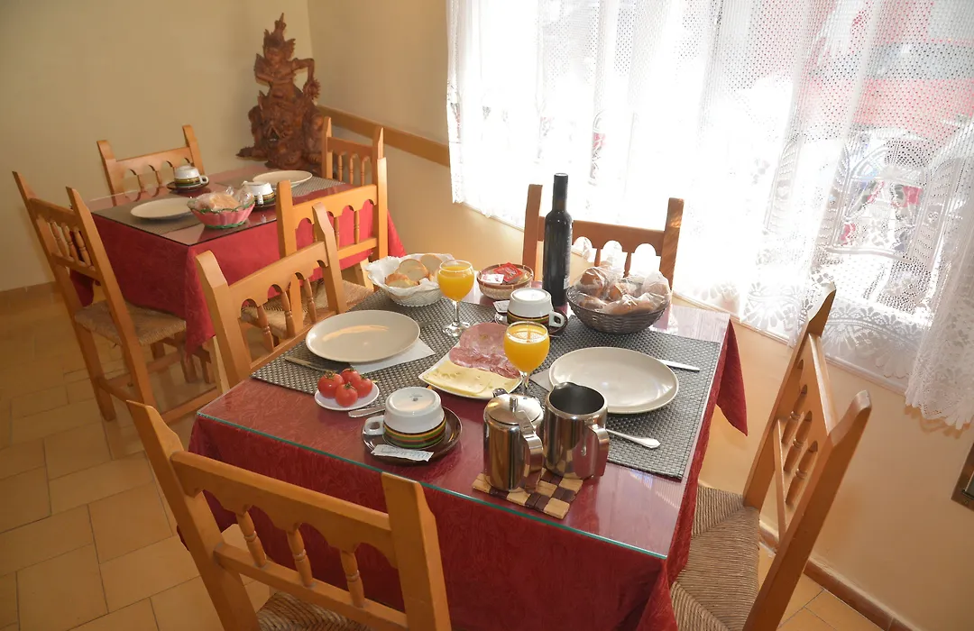 Hostal Julieta-1