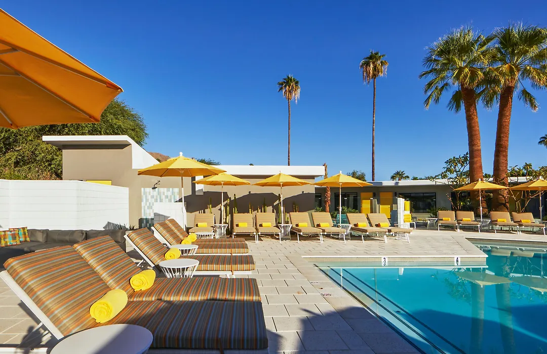 Twin Palms Resort - A Gay Men'S Resort-1