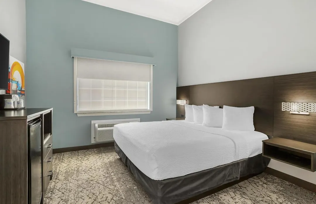 Best Western Plus New Caney Inn & Suites-1