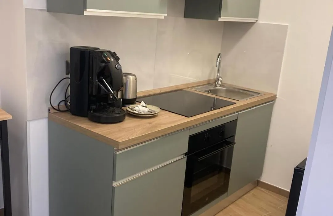 Elegant mini appartments Floridia close to the center private parking-1
