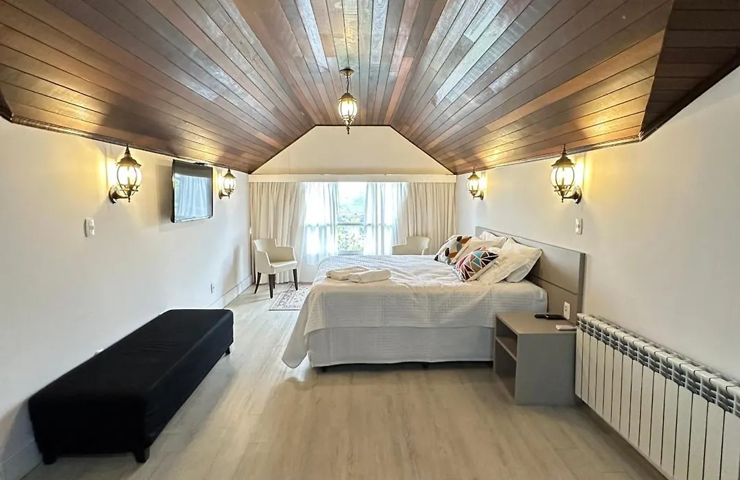 Letto Hotel Flores da Cunha-1