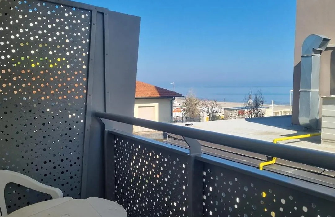 Residence Marittimo Riccione-1