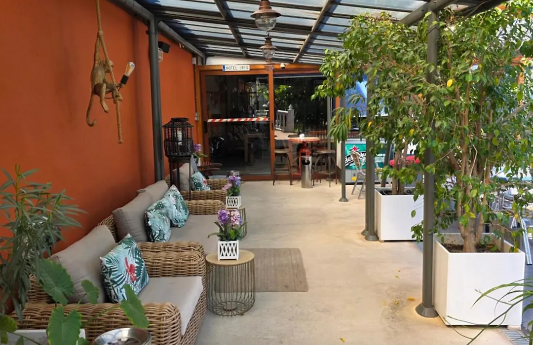 Hotel Iris La Eliana-1
