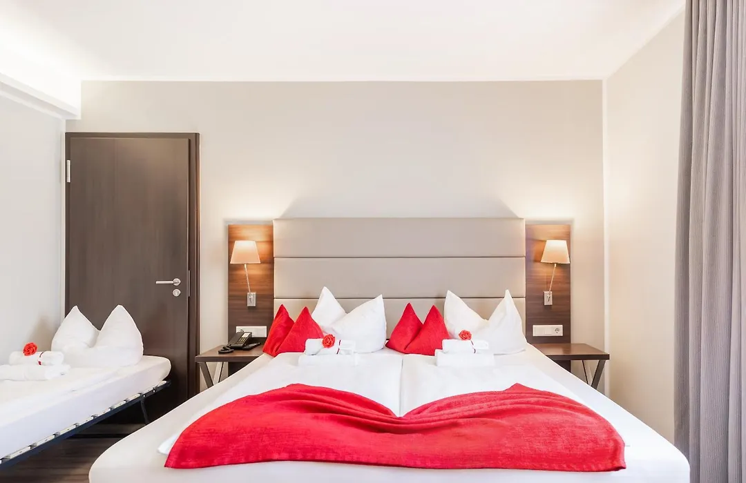 hotel bomonti Nürnberg West-1