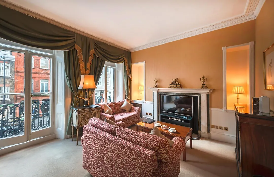 Curzon Street By Mansley-1
