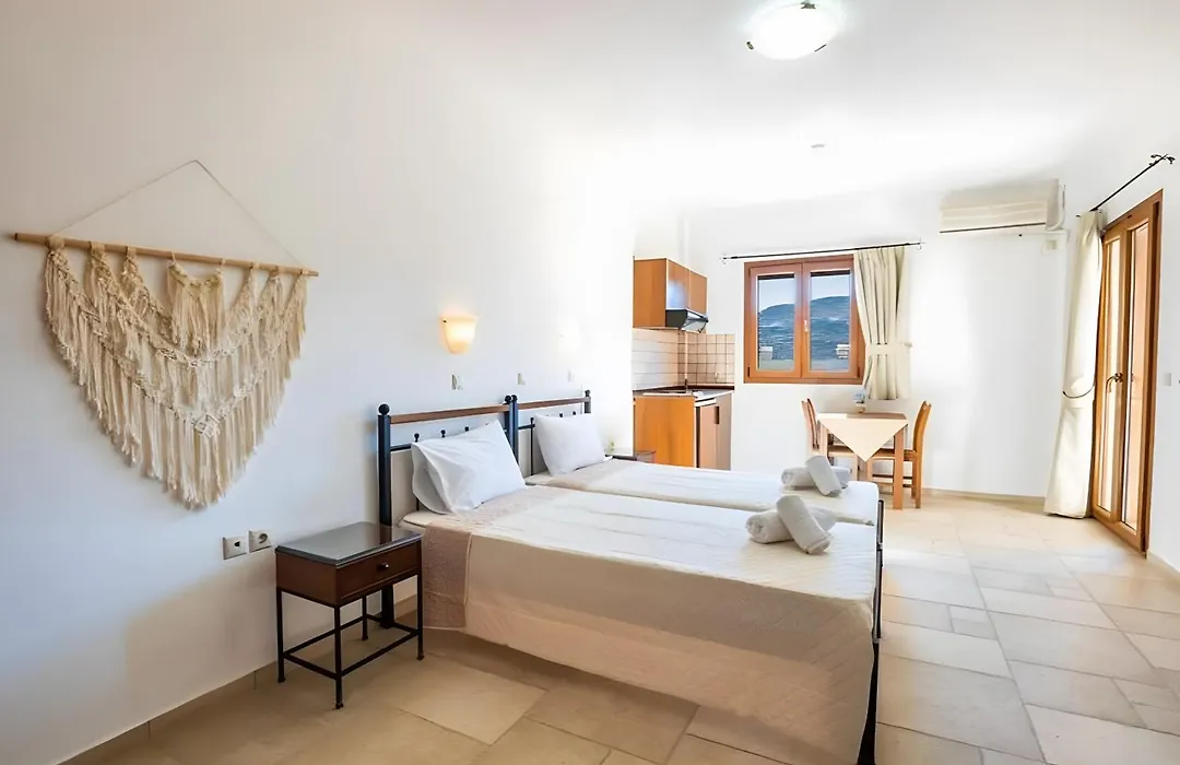 Petra Studios-1