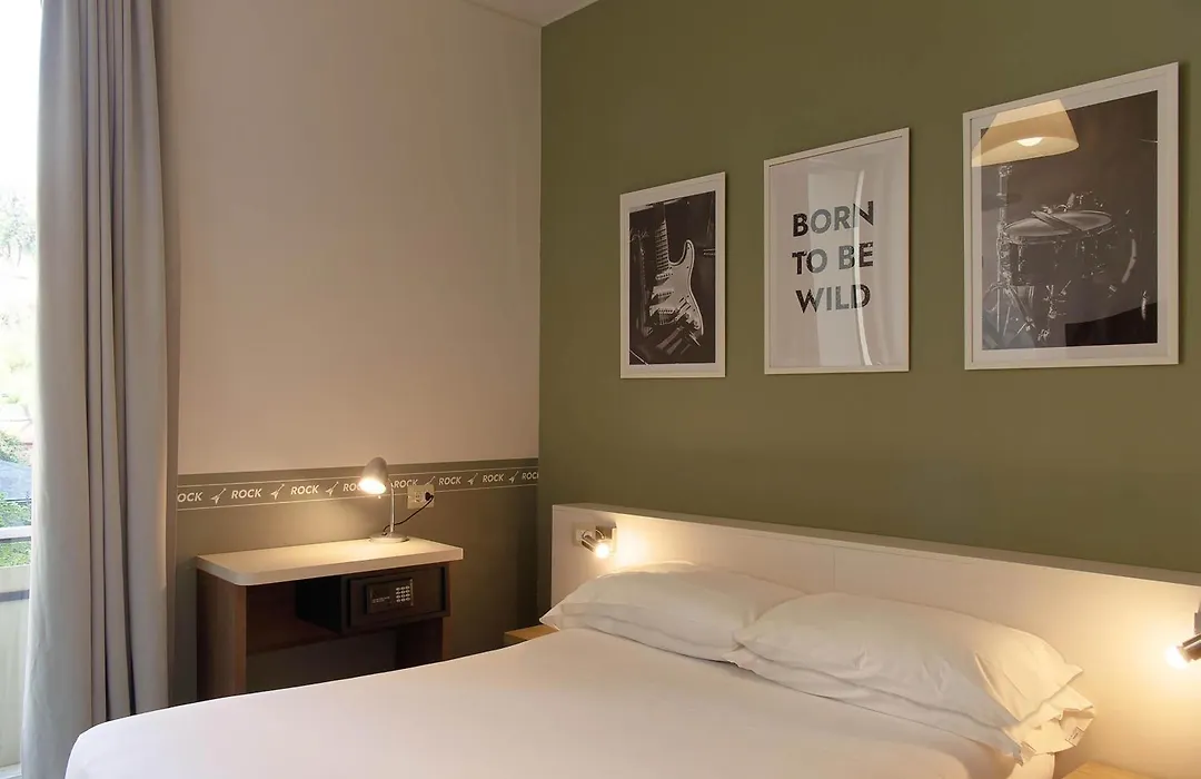 Sure Hotel By Best Western Nologo-1