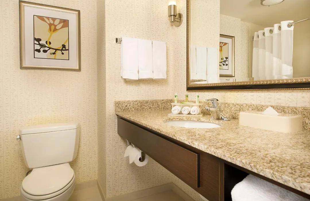 Holiday Inn Express & Suites Alexandria - Fort Belvoir By Ihg-1