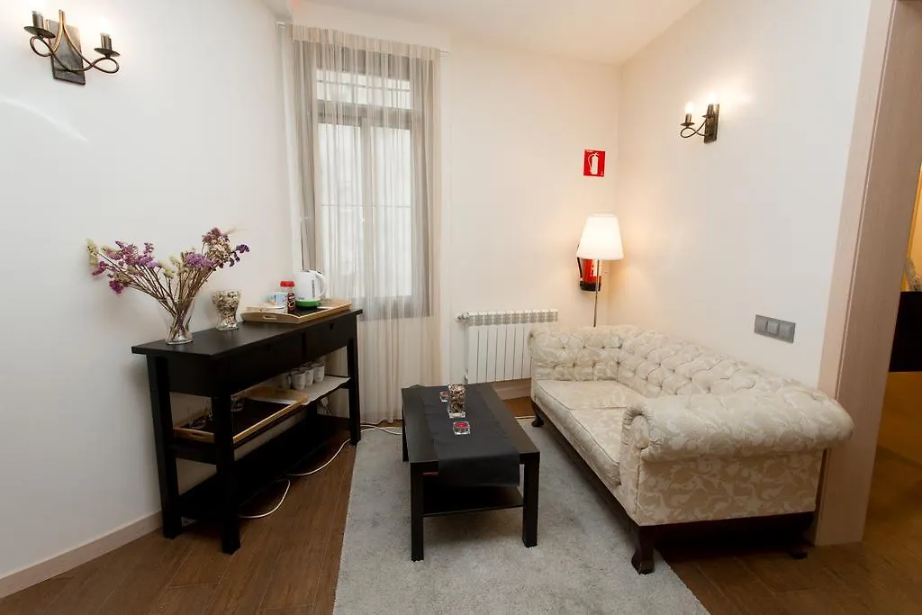 Hostal Excellence-1