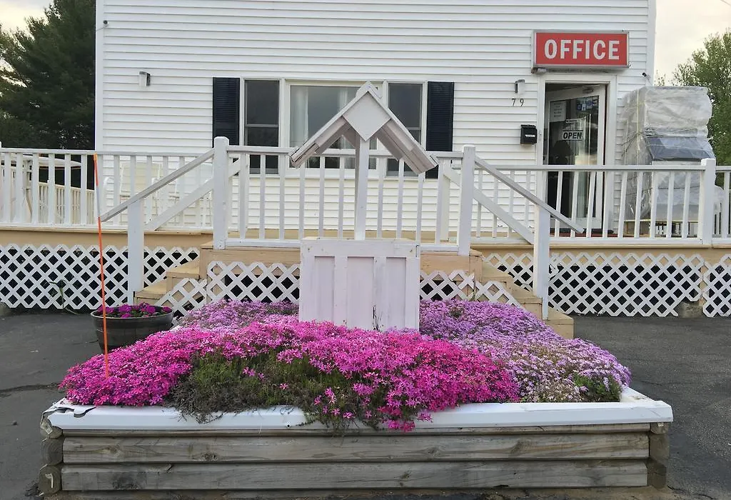 Knotty Pine Motel-1
