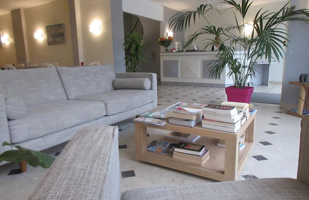 Hotel Sables D'or-1