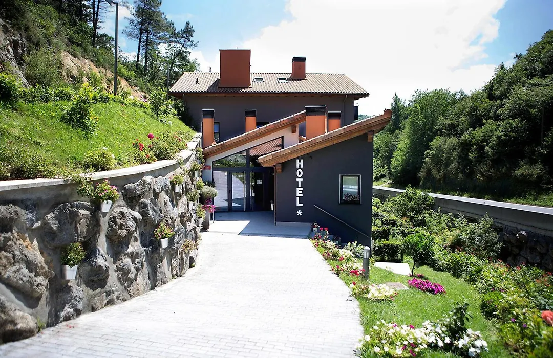 Hotel Boutique Txanka Erreka Parking Incluido-1