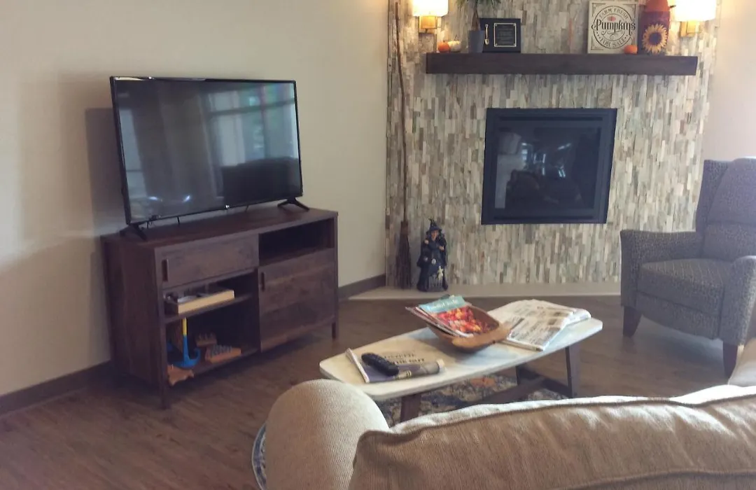 Scenic Shore Inn-1