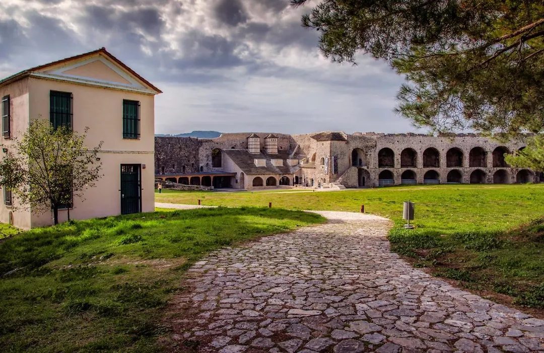 Kamares Historic Boutique Hotel & Spa-1