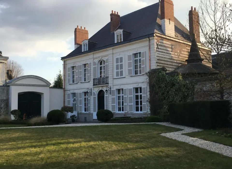 Entre Cour et Jardin-1