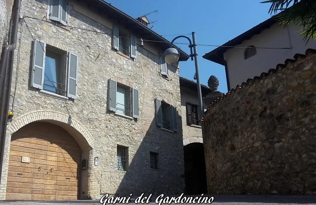 Garni Del Gardoncino-1