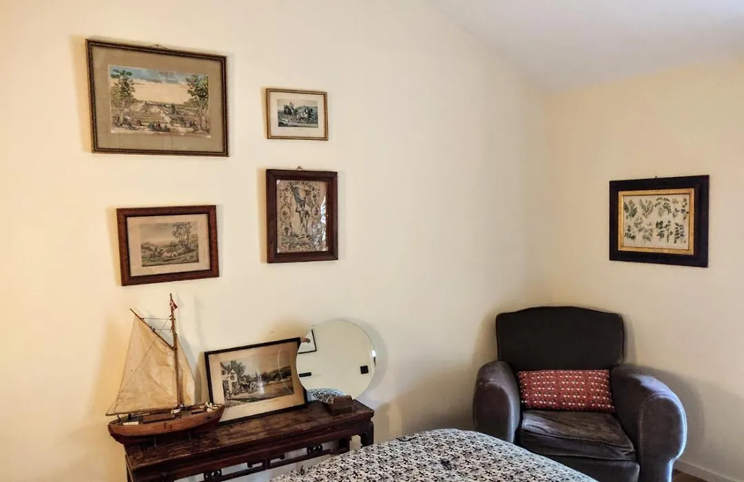 Lyon Country House-1