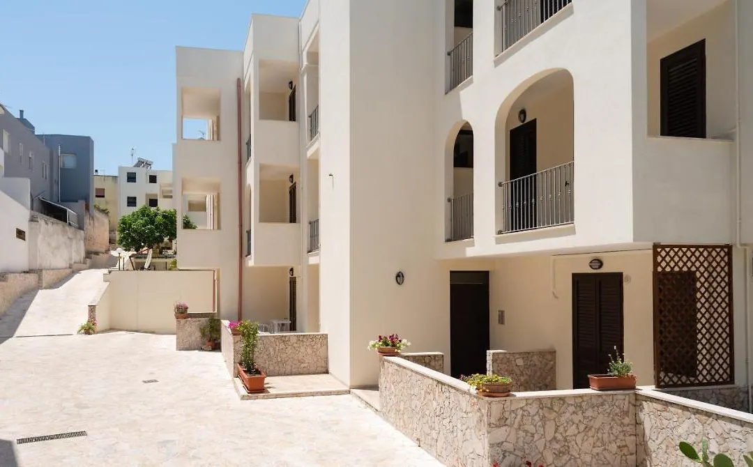 Catona House-1