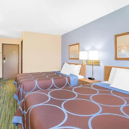 Boarders Inn & Suites By Cobblestone Hotels Waterloo Cedar Falls-2