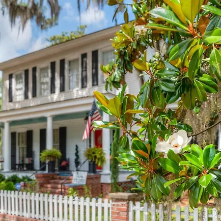 Open Gates Bed & Breakfast-2