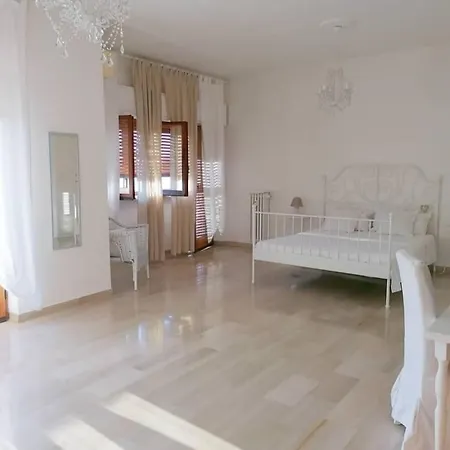 Castello Aragonese Rooms-2