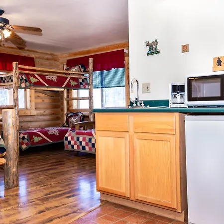 Half Moon Lake Lodge-2