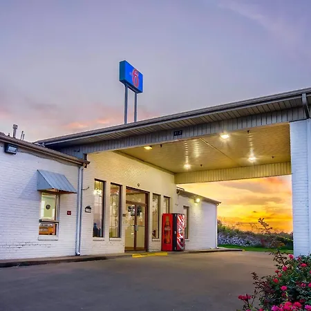 Motel 6-Grand Rivers, Ky-2