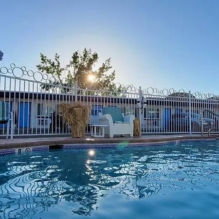 Quail Park Lodge-3